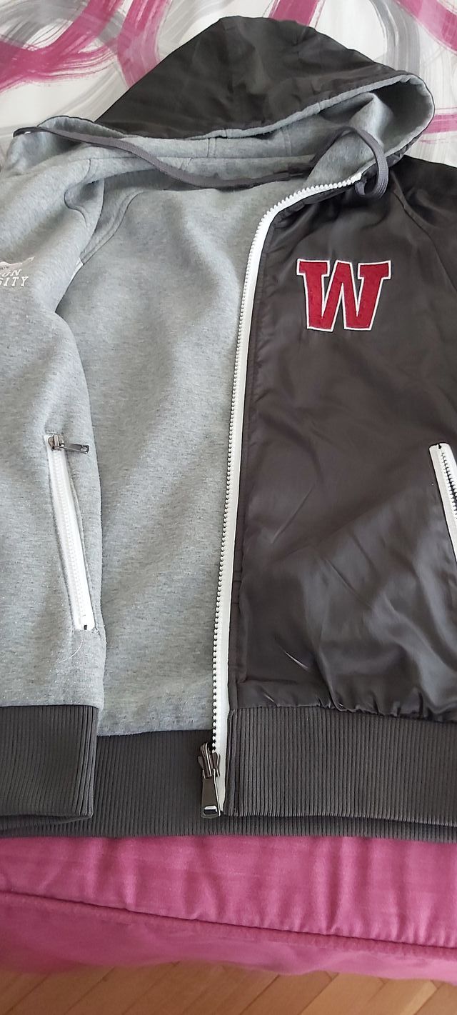 cazadoras  10 euros cada una