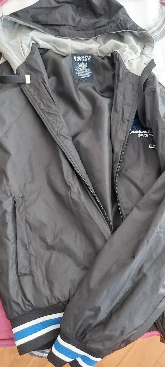 cazadoras  10 euros cada una