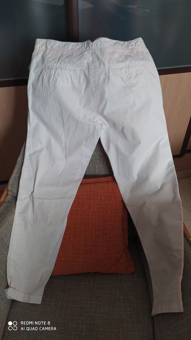 pantalón blanco