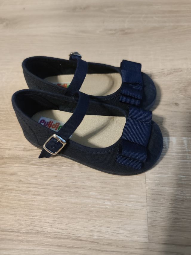 Merceditas azules talla 21