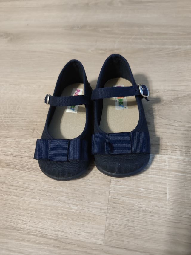 Merceditas azules talla 21