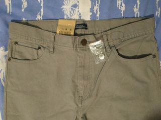 Pantalón Dustin El Corte Inglés Hombre Talla 42 de segunda mano por 10 EUR  en Sevilla en WALLAPOP