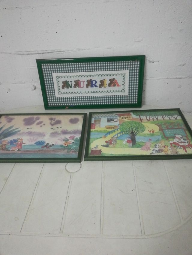 Lote de 3 cuadros:habitación infantil