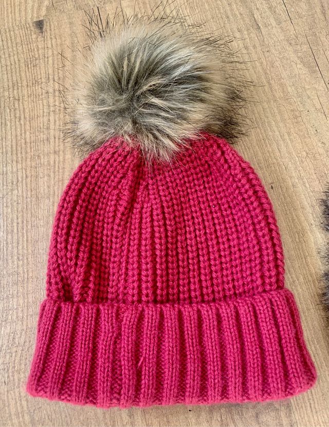 2 Gorros de lana muy coloridos x 5€