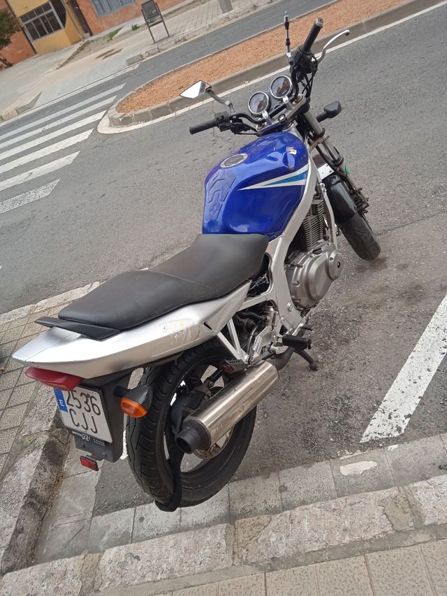 Suzuki Gs500 Año 2003