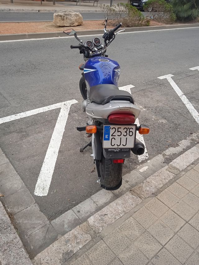 Suzuki Gs500 Año 2003