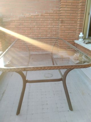 Mesa Jardín segunda mano en León | WALLAPOP Mesa Caliente de segunda mano en la provincia de León en