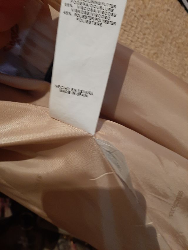 Abrigo marca española color camel mujer