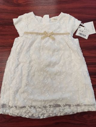 Vestido blanco Sfera niña de segunda mano por 12 EUR en Málaga en WALLAPOP