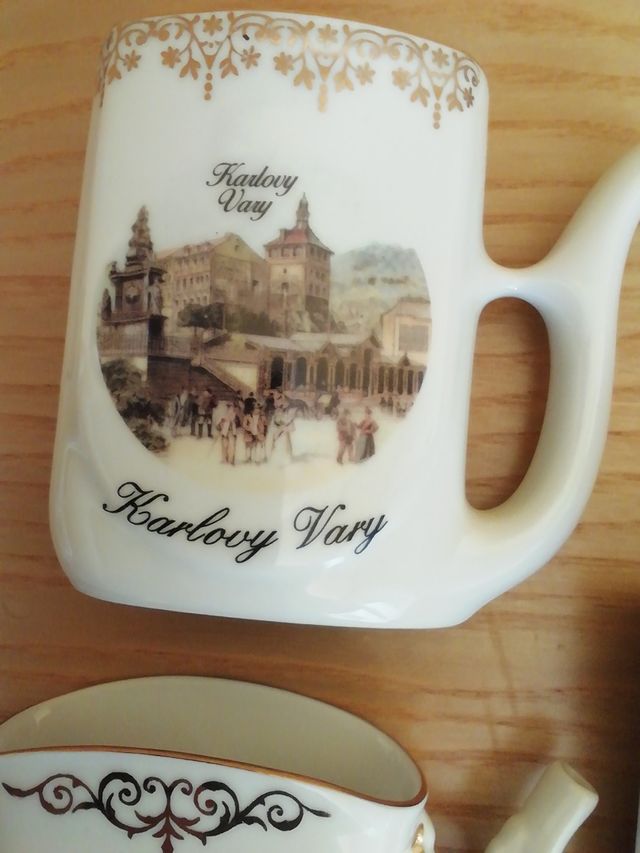 coleccion de jarritas de porcellana de bohemia