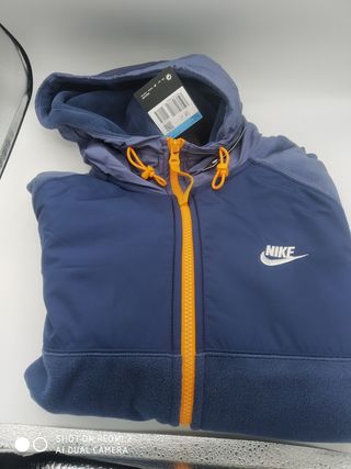 Sudadera polar Nike talla M de segunda mano por 49,5 EUR en Bilbao en  WALLAPOP