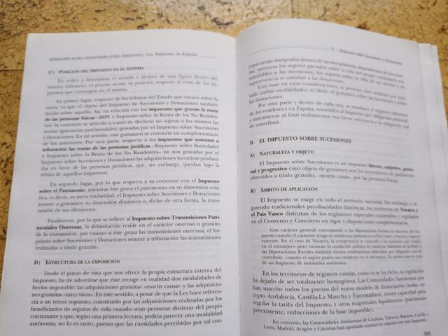 Manual Los Impuestos en España. Antonio Cayón 