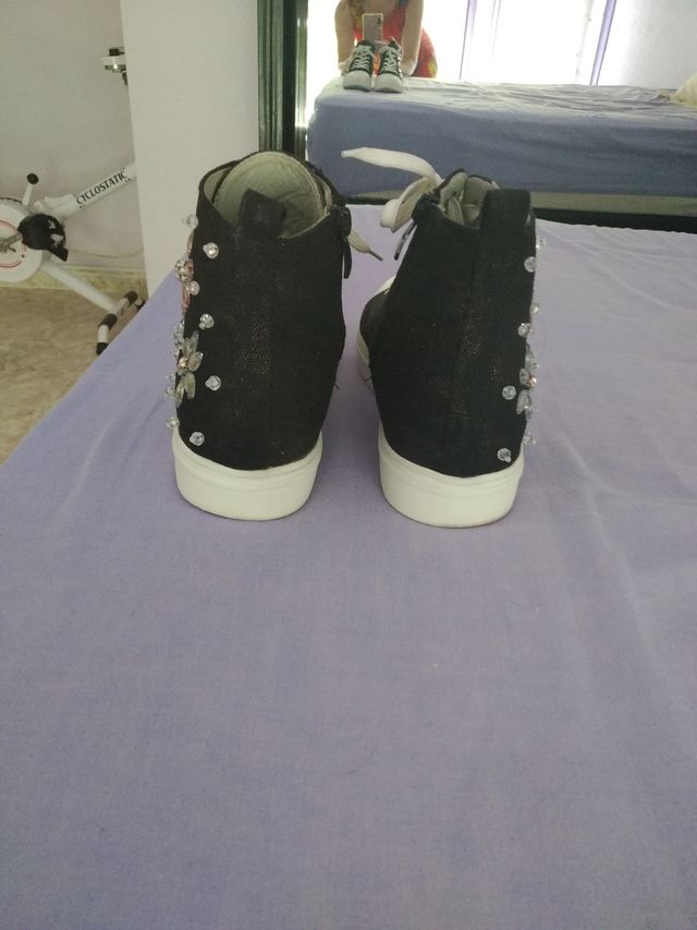 2 zapatillas tipo vans 39 y 40