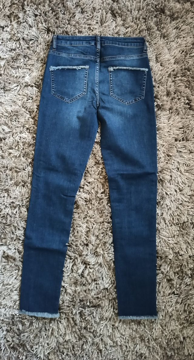 pantalón vaquero pitillo.talla s.calzedonia.nuevo