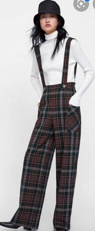 MONO PICHI CUADROS ZARA de segunda mano por 22 EUR en Zaragoza en WALLAPOP