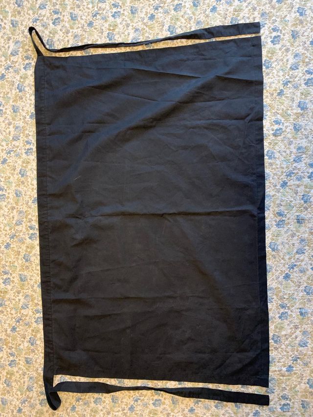 Mandil, delantal largo color negro