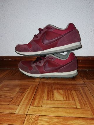 Zapatillas Nike número 41 de segunda mano por 30 EUR en Madrid en WALLAPOP