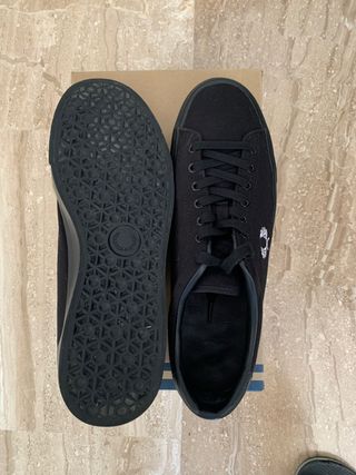 Zapatillas Fred Perry negras de segunda mano por 60 EUR en Barcelona en  WALLAPOP