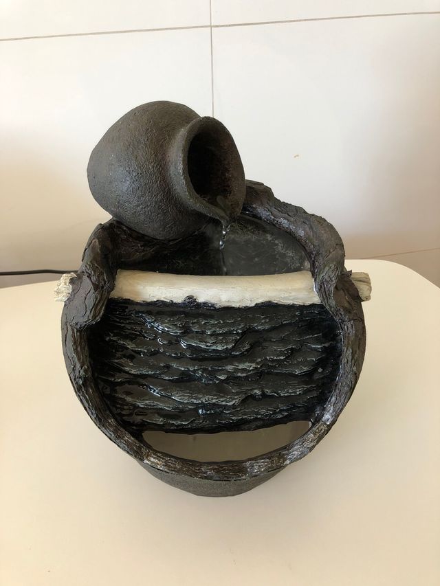 Fuente de agua hogareña