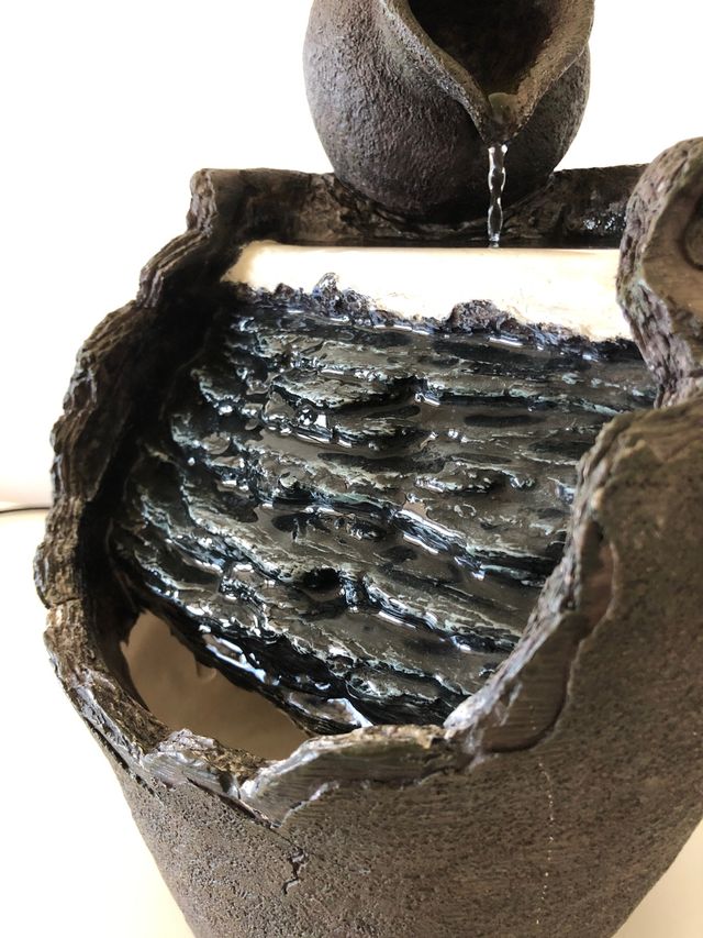 Fuente de agua hogareña