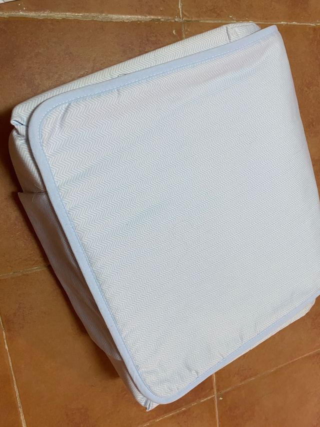 Cuna colecho de viaje