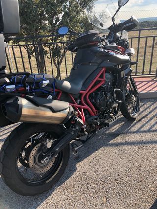 Triumph Tiger 800 ABS XC SE de segunda mano por 6.500 EUR en El Herreño en  WALLAPOP