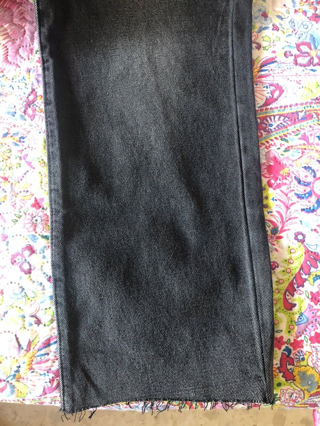 Pantalón vaquero negro