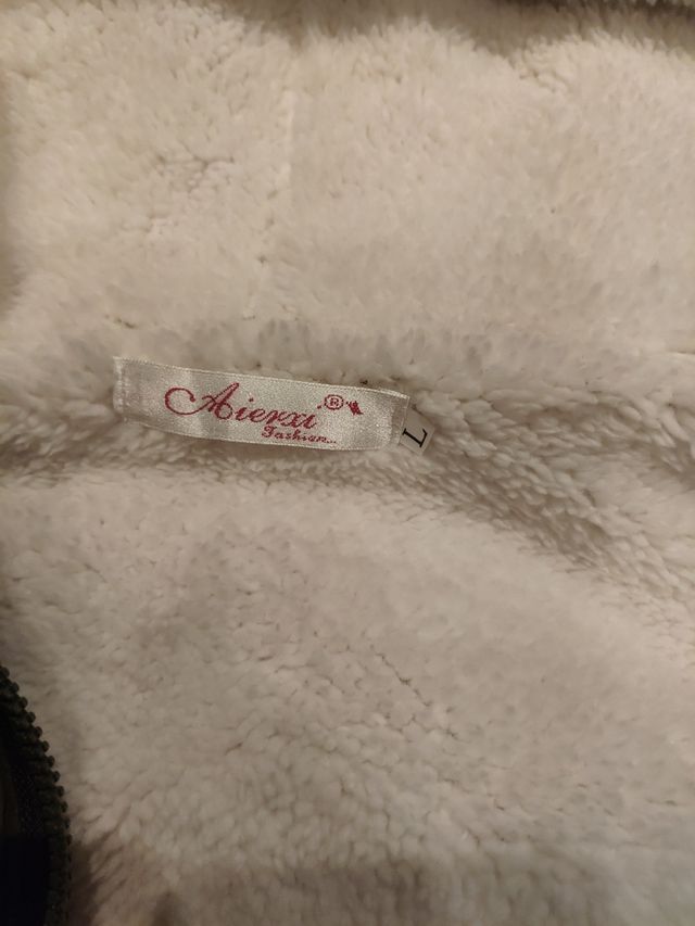 anorak nuevo con borreguillo