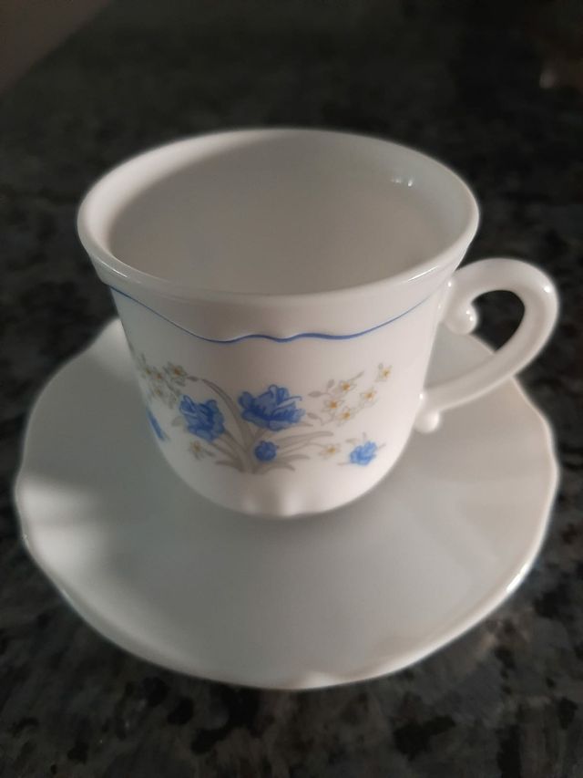 3 JUEGOS DE CAFÉ SIN USAR