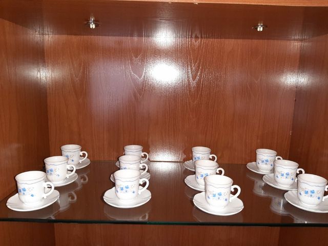 3 JUEGOS DE CAFÉ SIN USAR