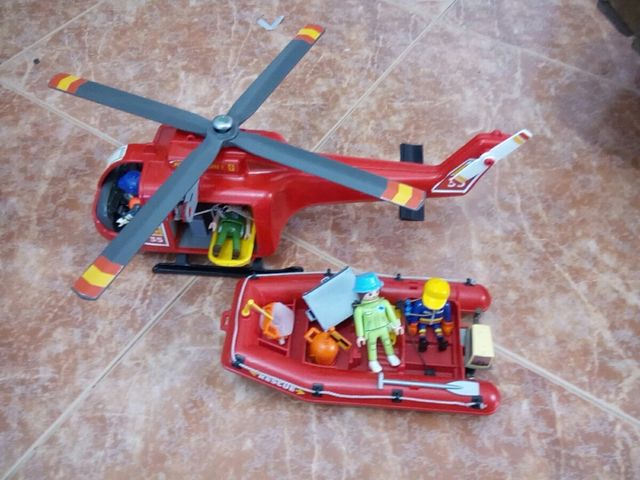 playmobil helicoptero y lancha de rescate