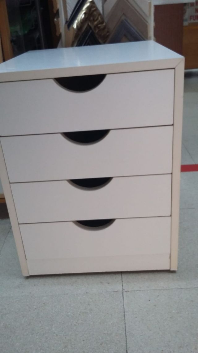 Cajonera de segunda mano por 40 € en Huelva en WALLAPOP