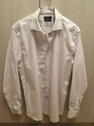 Camisas blancas de segunda mano en Santa Marta de Tormes en Blusa blanca de segunda mano en Santa Marta de Tormes en
