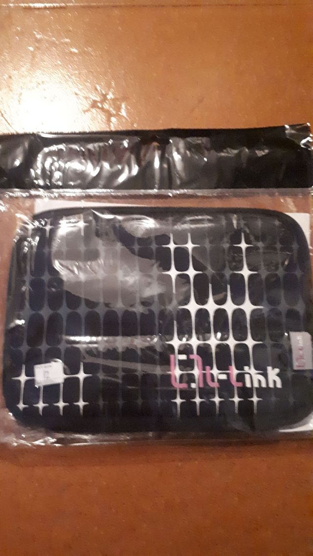 Funda L-Link nueva Portatil o tablet