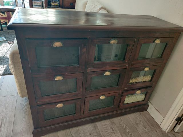 Mueble antiguo tipo buffet de segunda mano por 170 € en Malgrat de mar
