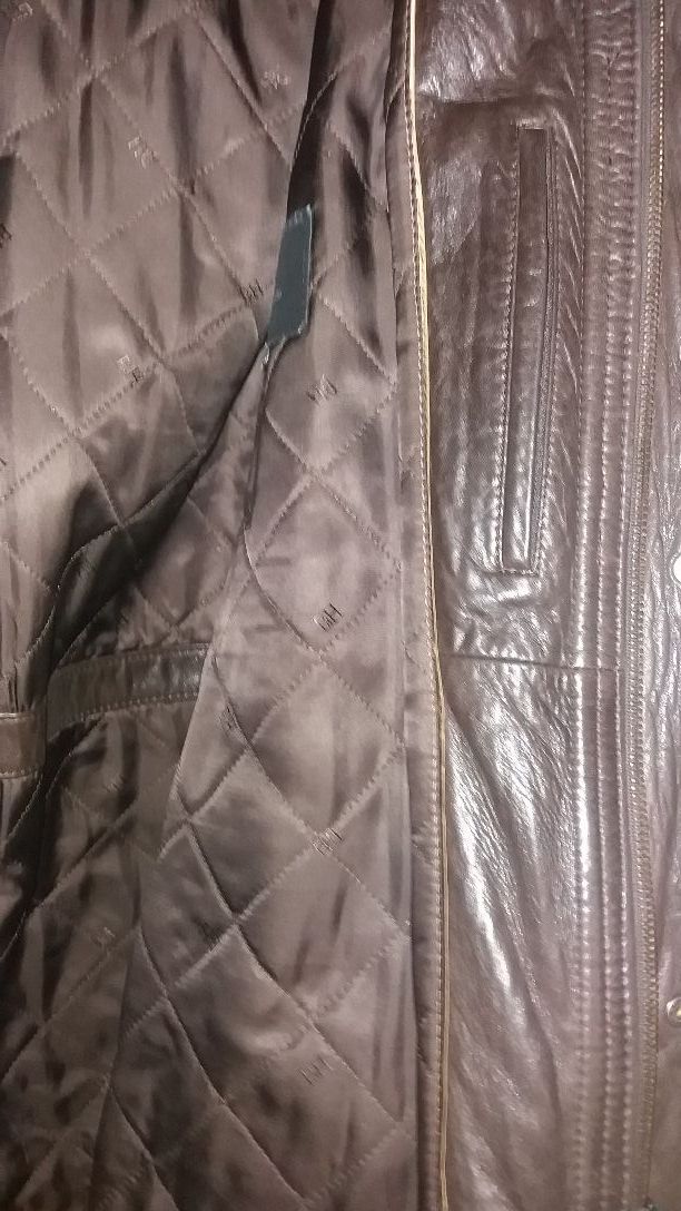 Chaquetón de piel Pedro del Hierro. Caballero.