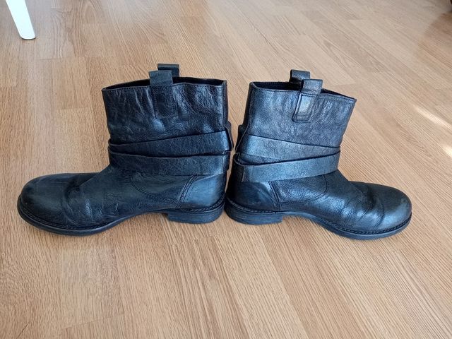 botines piel color negro