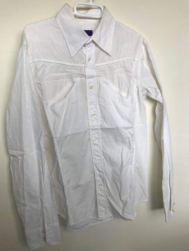 Dos camisas blancas Zara y el corte ingles 