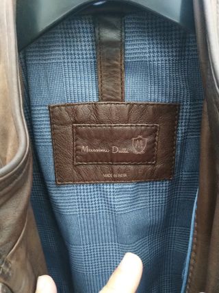 Chaqueta piel hombre Massimo Dutti de segunda mano por 279 EUR en Torroella  de Montgrí en WALLAPOP