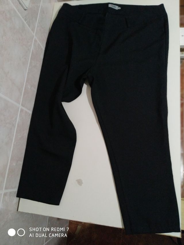 2 pantalones talla grande. 48/52
