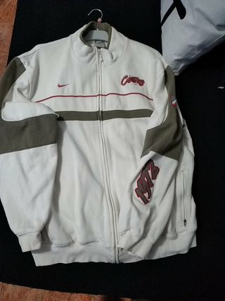 u2B50 Chaqueta chándal Nike cortez de segunda mano por 20 EUR en Málaga en  WALLAPOP