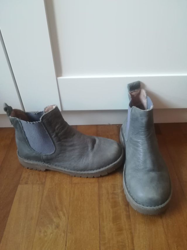 BOTIN GRIS TALLA 31