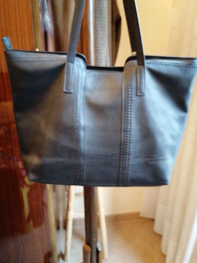 bolso negro polipiel