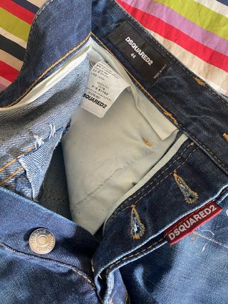 Pantalones Dsquared de segunda mano por 100 EUR en Madrid en WALLAPOP