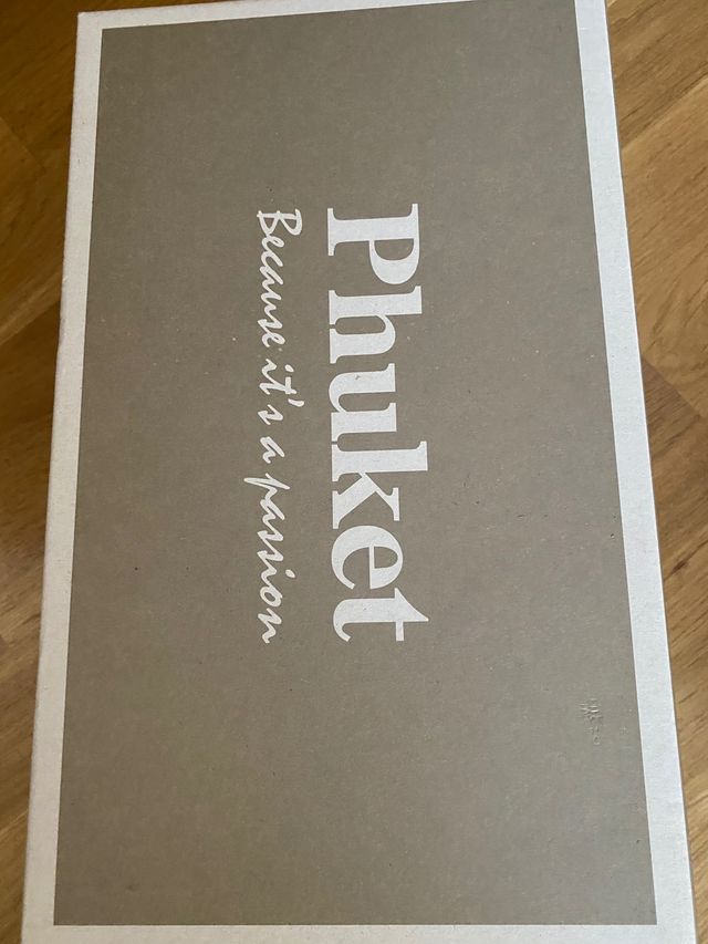 Zapato abotinado de piel con 1 puesta