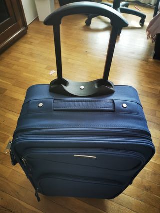 Maleta David Jones de segunda mano por 10 EUR en Urbanizacion La Granjilla  en WALLAPOP