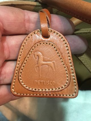 Bolso de piel Petusco de el Corte Inglés nuevo de segunda mano por 40 EUR  en Madrid en WALLAPOP