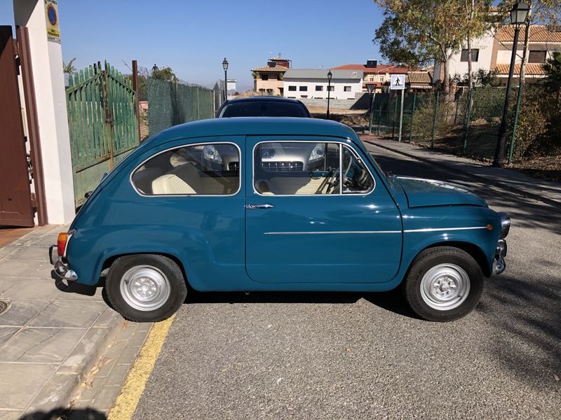 SEAT 600 E - foto 1