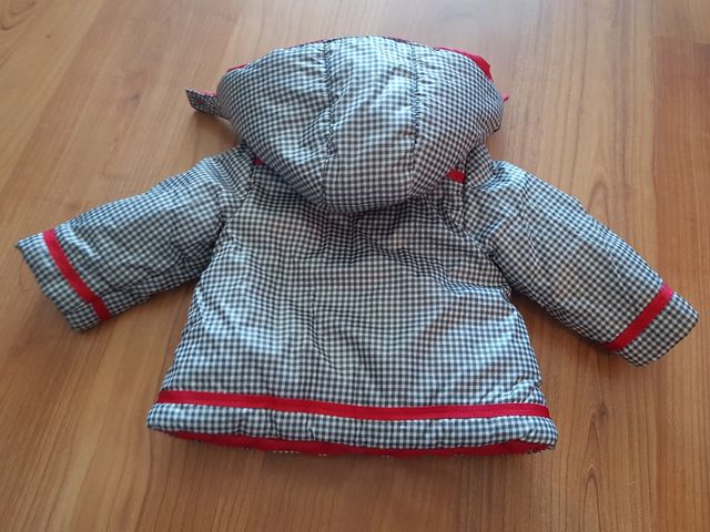 62 cm. Boboli. Cappotto impermeabile reversibile