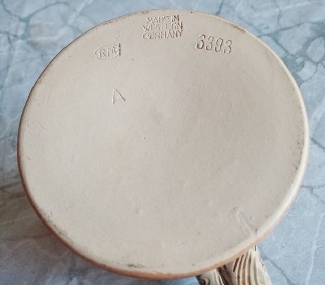 2 Jarras Cerveza Grabadas En Relieve De ½l